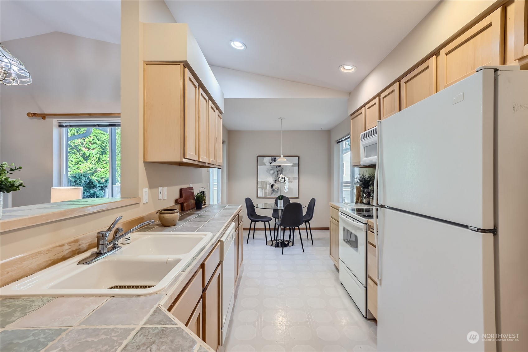 2201 192nd Street Southeast, Unit Q205 Bothell, WA 98012 - Photo 9 of 28 Gallery Image 9