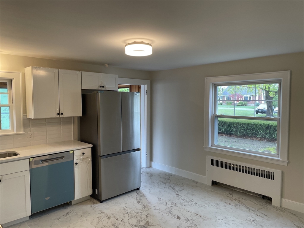 15 Bellmore Road Framingham, MA 01702 - Photo 8 of 27 Gallery Image 8