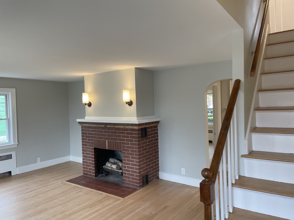 15 Bellmore Road Framingham, MA 01702 - Photo 9 of 27 Gallery Image 9