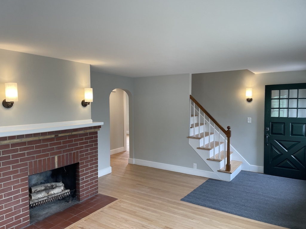 15 Bellmore Road Framingham, MA 01702 - Photo 10 of 27 Gallery Image 10