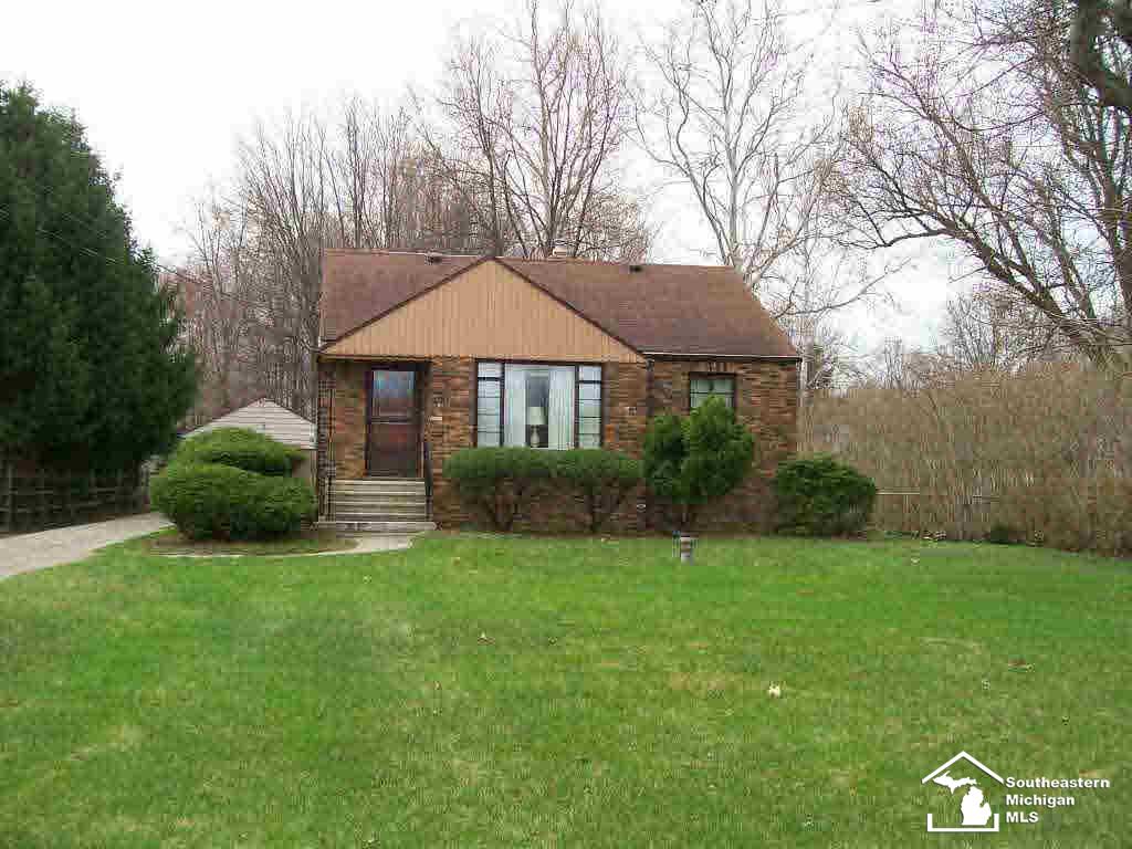3635 Smith Road Lambertville, MI 48144 - Photo 1 of 16