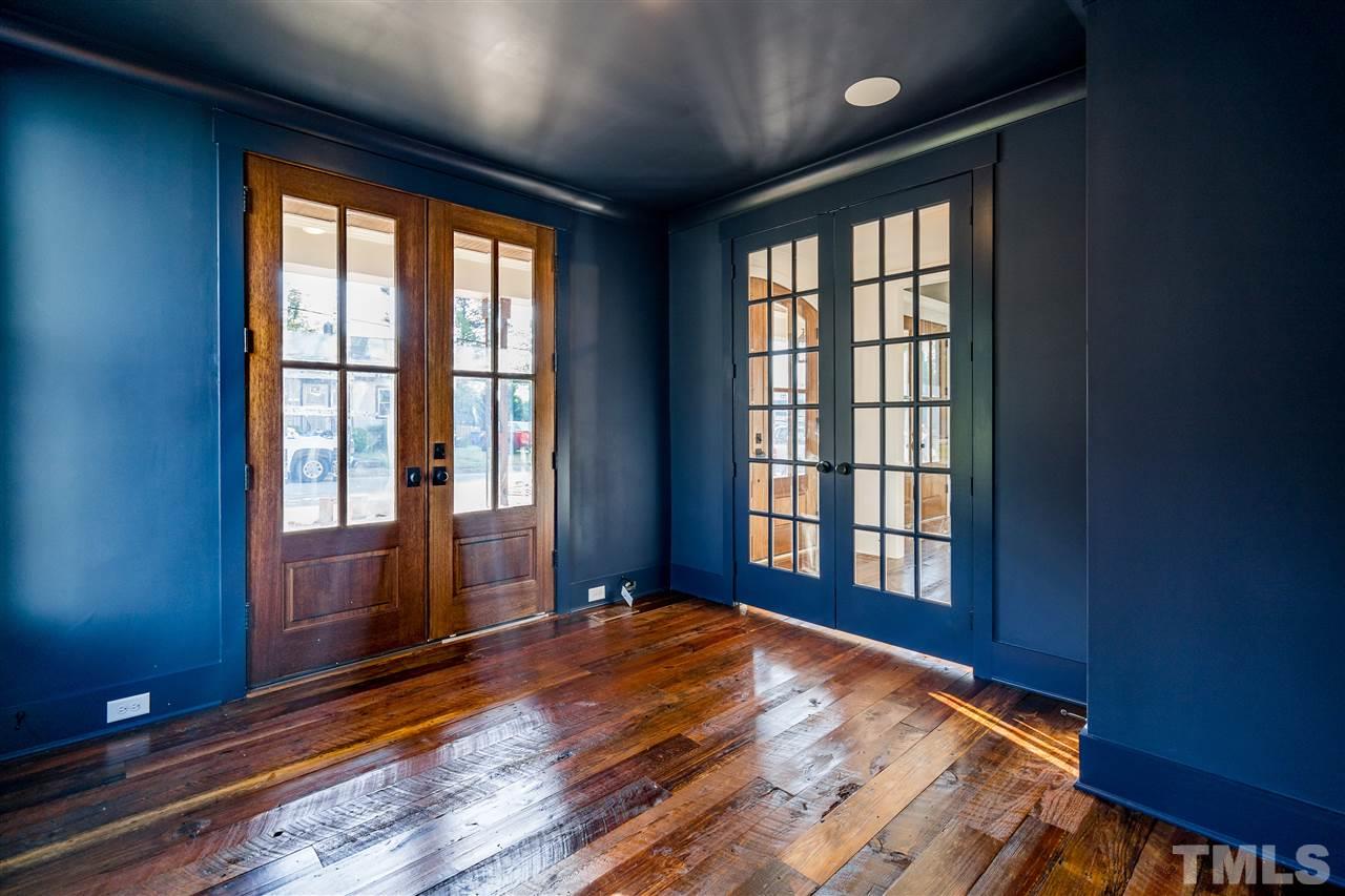 1703 Center Road Raleigh, NC 27608 - Photo 3 of 30