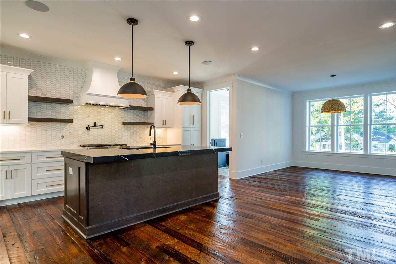 1703 Center Road Raleigh, NC 27608 - Photo 8 of 30