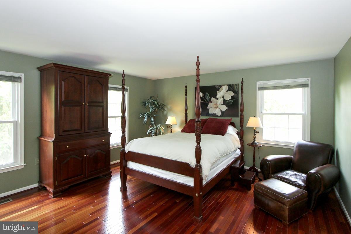 10820 Game Preserve Road Gaithersburg, MD 20879 - Photo 17 of 30 Bedroom (Master)