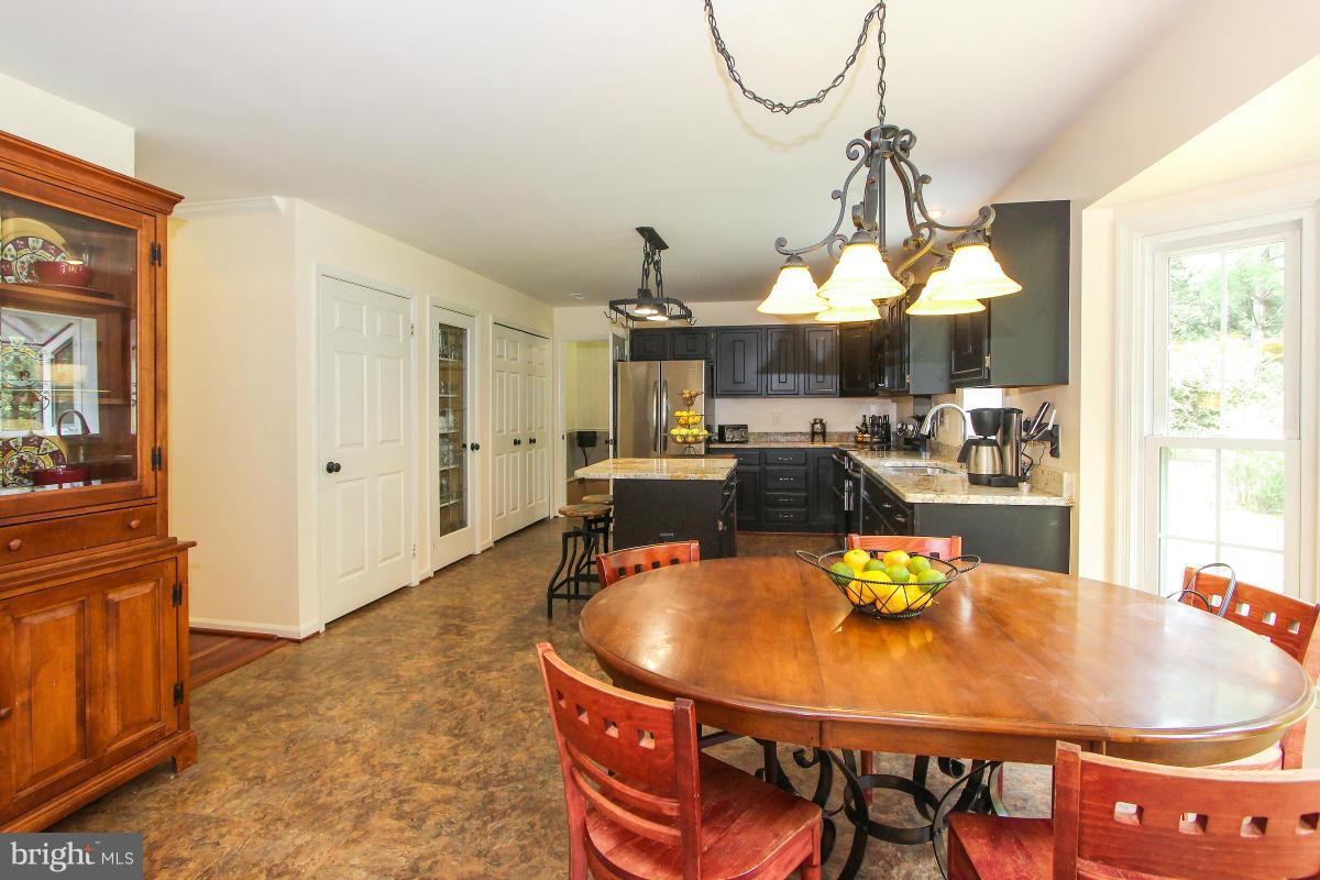 10820 Game Preserve Road Gaithersburg, MD 20879 - Photo 8 of 30 Kitchen