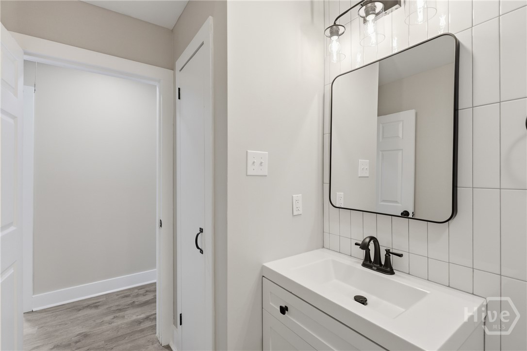 122 West 54th Street Savannah, GA 31405 - Photo 8 of 35