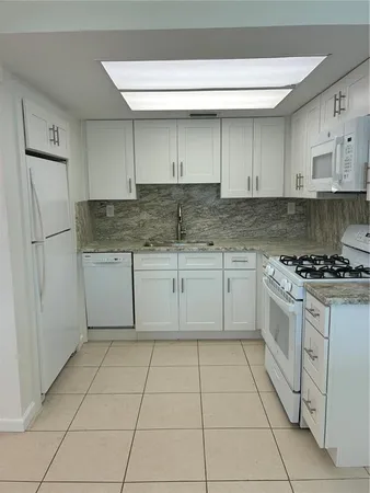 $2,095 | 6905 South Trask Street, Tampa, FL 33616