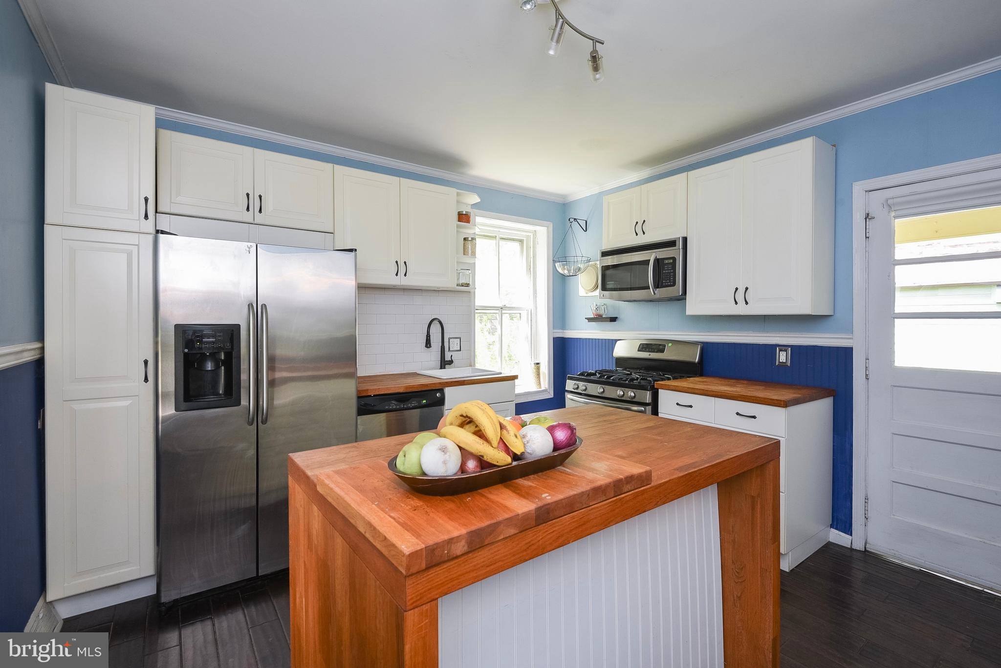 246 Church Road Elkins Park, PA 19027 - Photo 10 of 25 Kitchen