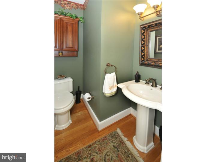 1631 Mill Road Jenkintown, PA 19046 - Photo 5 of 25 Bathroom