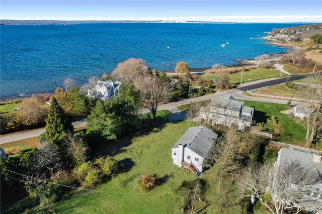 $749,999 | 86 Spanker Street, Jamestown, RI 02835