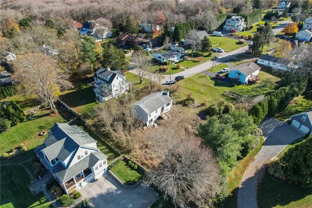 $749,999 | 86 Spanker Street, Jamestown, RI 02835