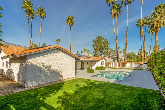 $1,100,000 | 1274 South Beverly Drive, Palm Springs, CA 92264