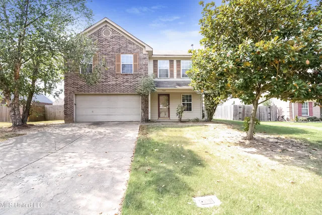 $1,790 | 7327 Fox Creek Drive, Olive Branch, MS 38654