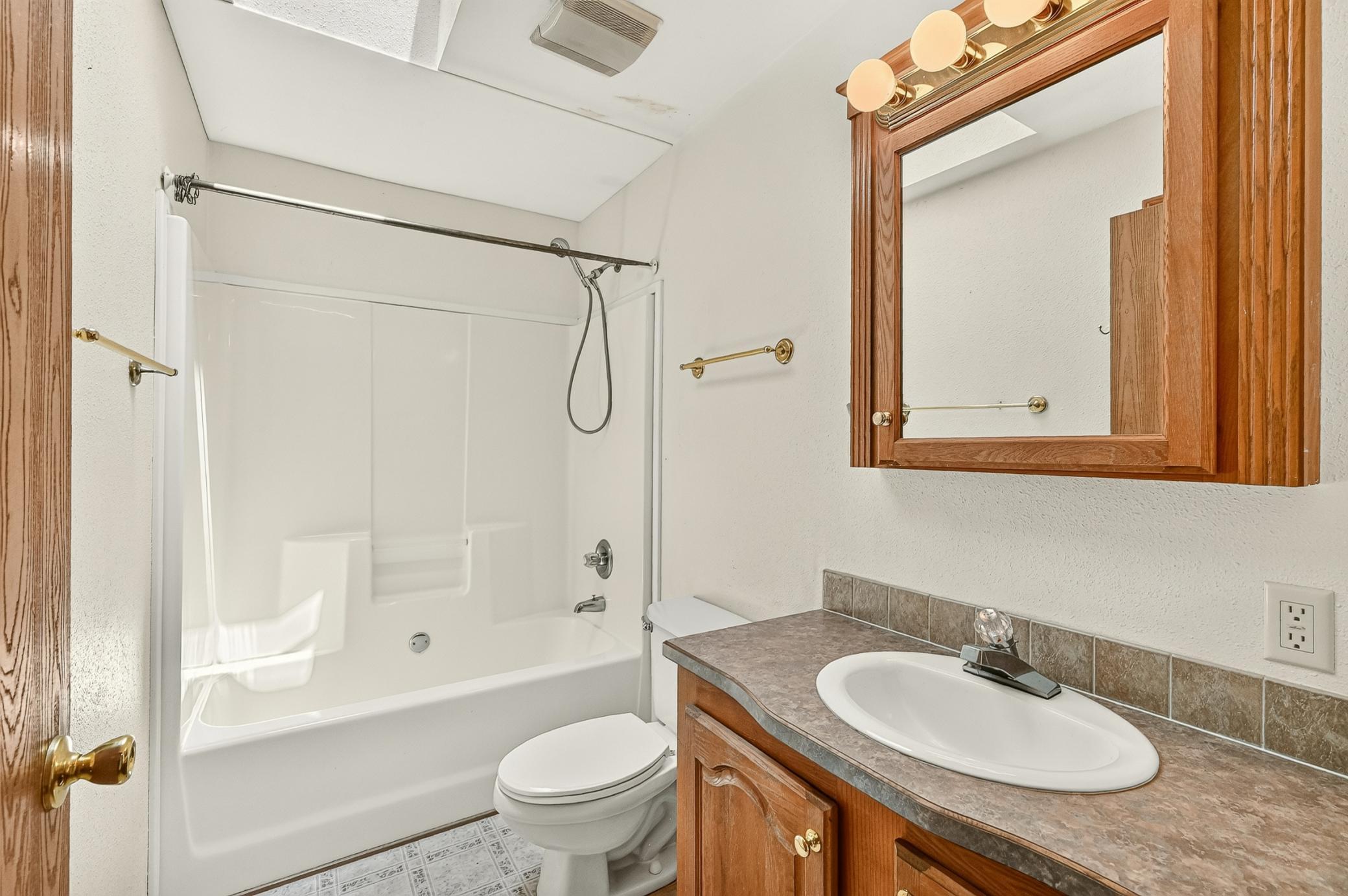 2113 3rd Avenue Southeast Rochester, MN 55904 - Photo 14 of 29 Gallery Image 14