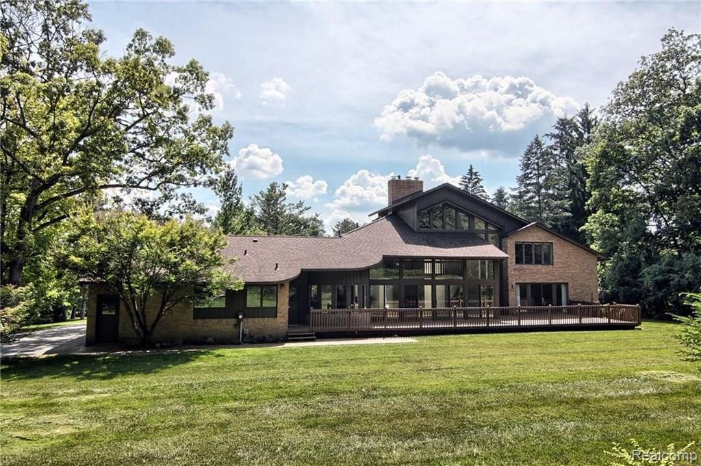 145 Canterbury Road Bloomfield Hills, MI 48304 - Photo 31 of 35