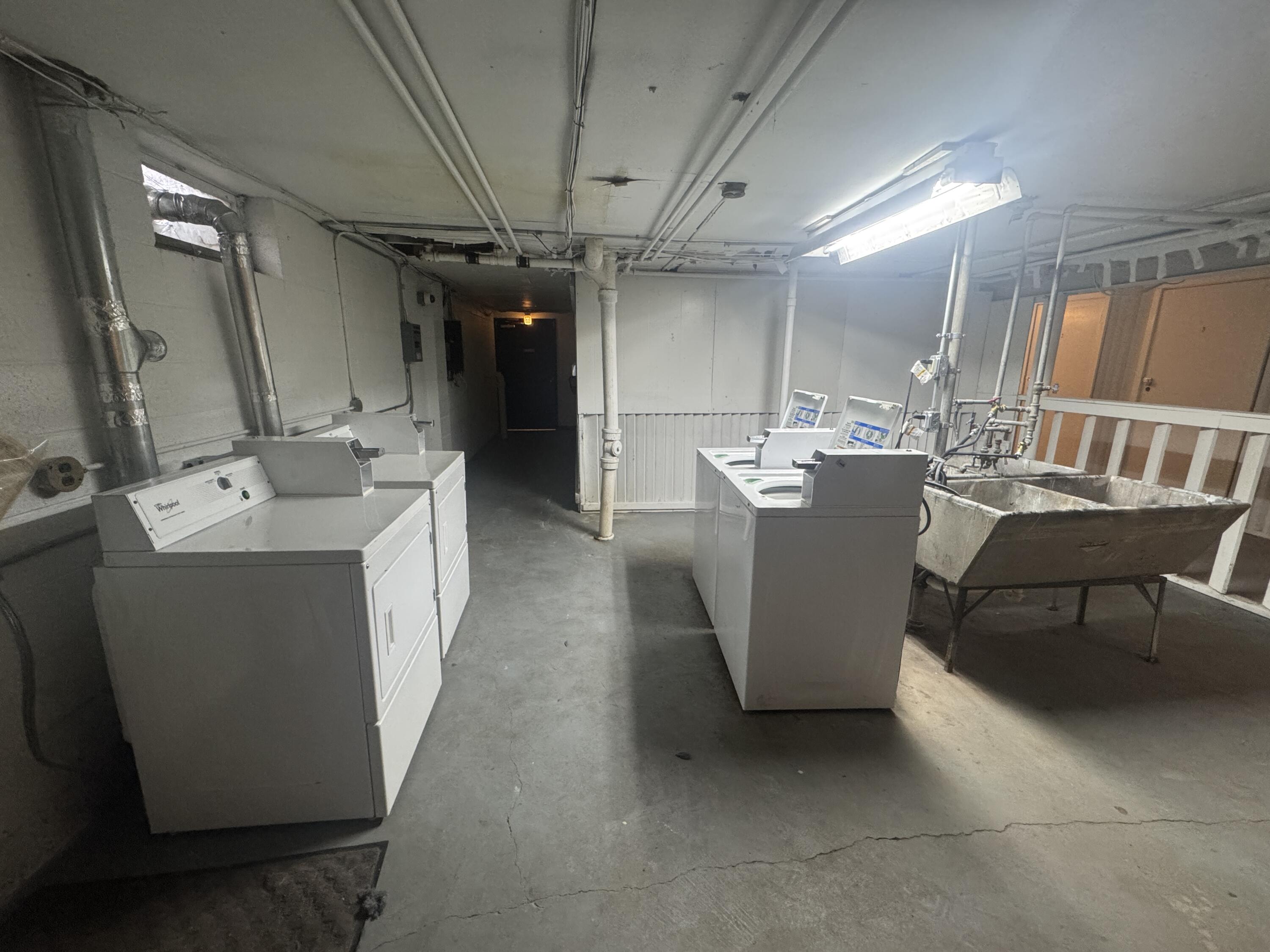 944 North 20th Street, Unit 950 Milwaukee, WI 53233 - Photo 17 of 47 IMG_7678