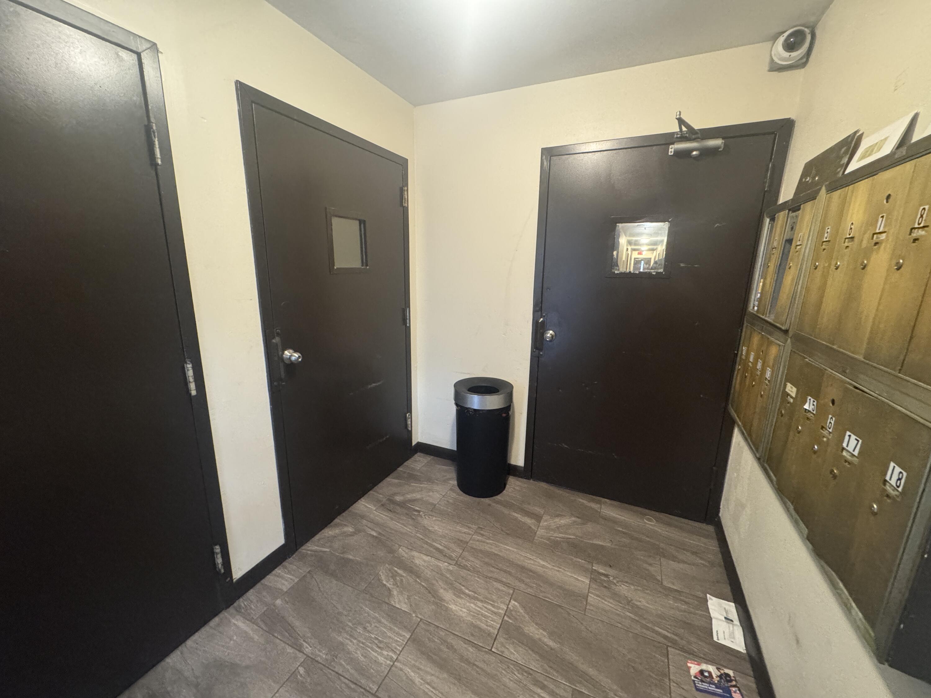 944 North 20th Street, Unit 950 Milwaukee, WI 53233 - Photo 4 of 47 IMG_7662