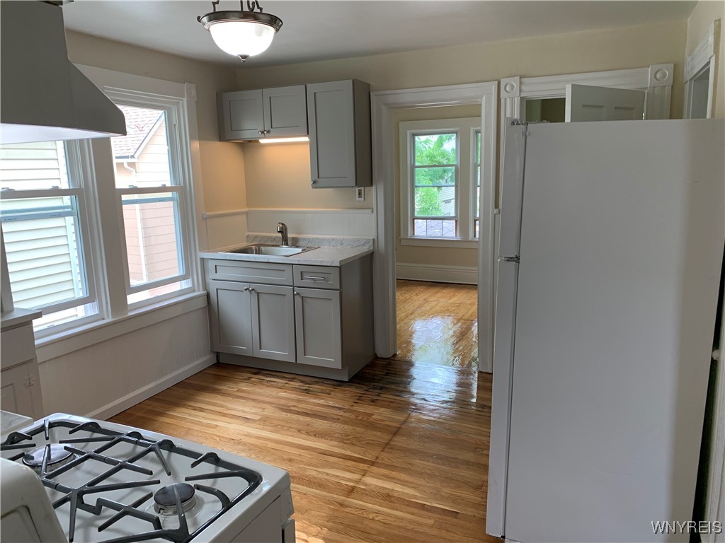 282 Normal Avenue Buffalo, NY 14213 - Photo 18 of 24 Upper Kit