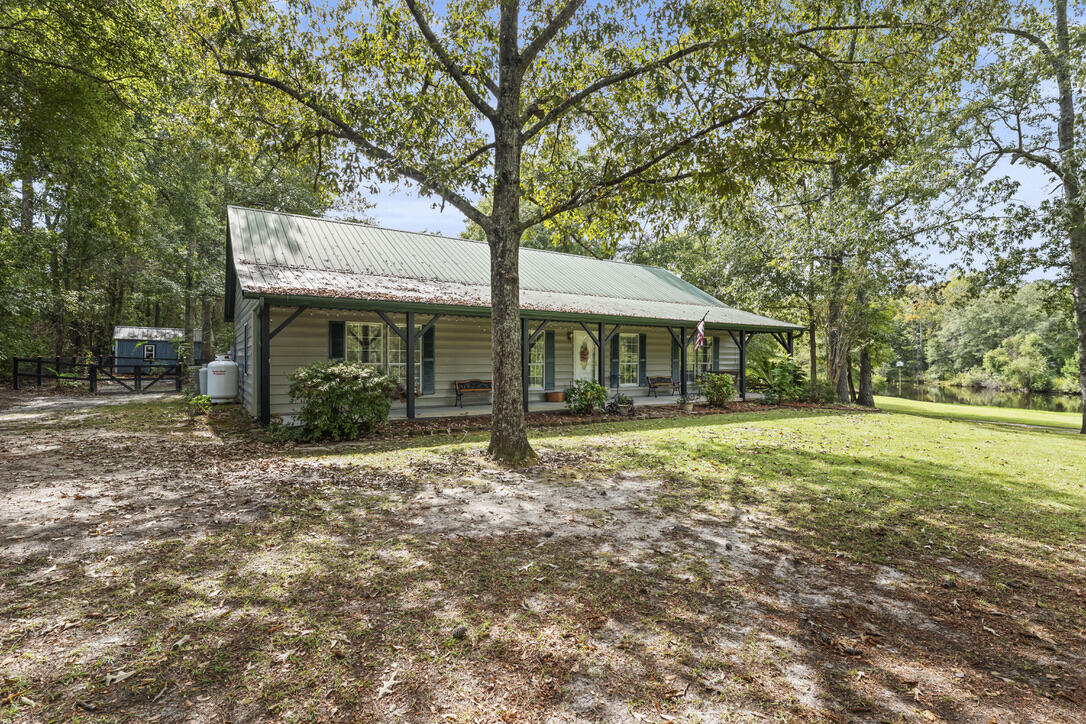 3401 Santee River Road St. Stephen, SC 29479 - Photo 33 of 51 D237842F-00BC-41D3-92EE-644B23AAF9CD_1_1