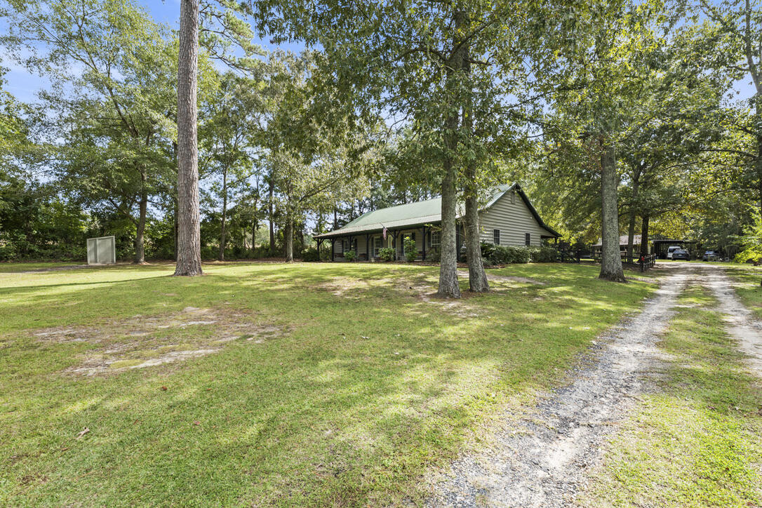 3401 Santee River Road St. Stephen, SC 29479 - Photo 4 of 51 87F36938-0EB8-4356-9EFD-73AF46ECEF9D_1_1