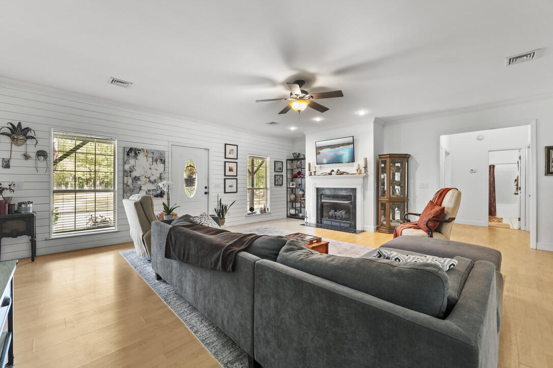 3401 Santee River Road St. Stephen, SC 29479 - Photo 8 of 51 15596B8F-2B4F-410E-AA7B-3797592D79FF_1_1