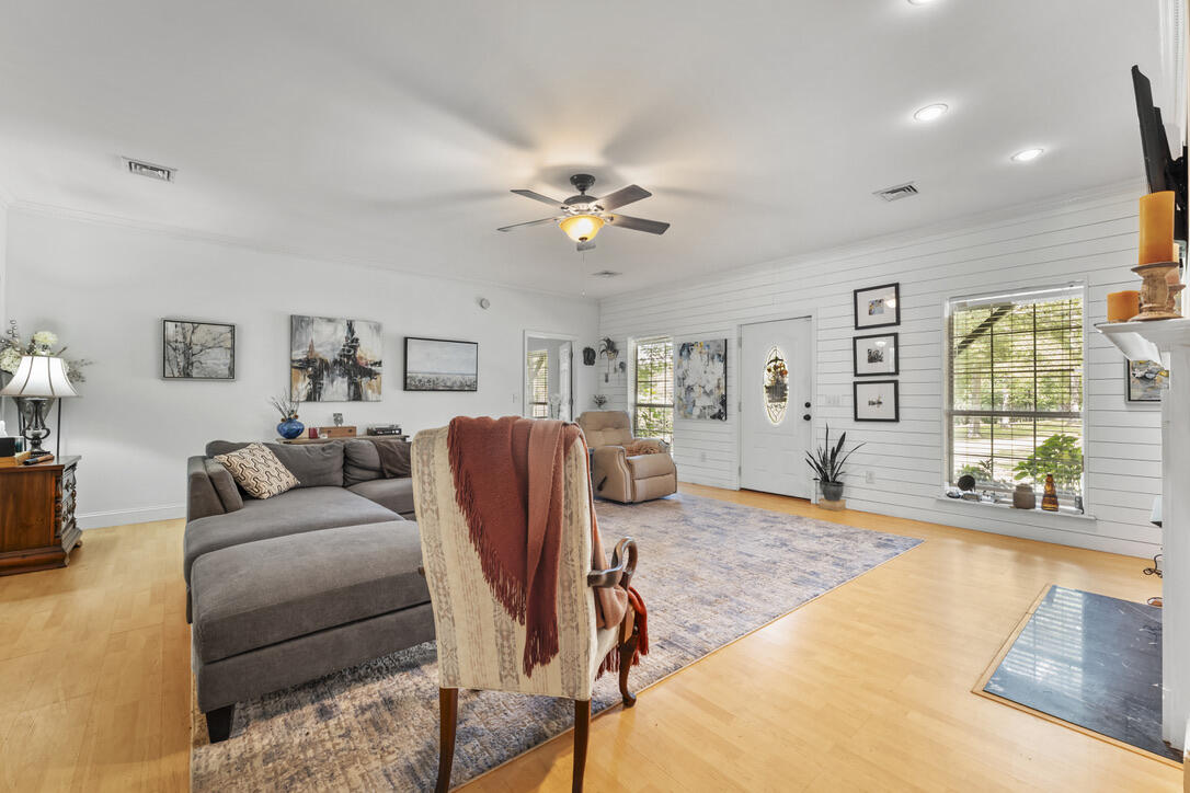 3401 Santee River Road St. Stephen, SC 29479 - Photo 10 of 51 C199CAD8-913F-4B97-98B6-40AEA83FDCDB_1_1