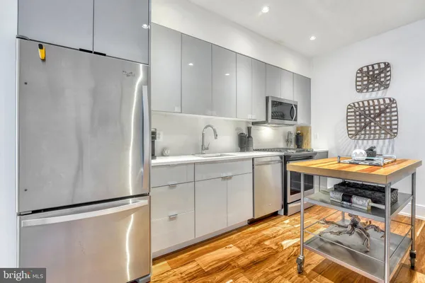 $469,900 | 904 H Street Northeast, Unit 1, Washington, DC 20002