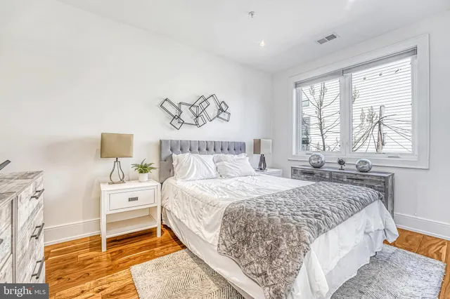 $499,900 | 904 H Street Northeast, Unit 1, Washington, DC 20002