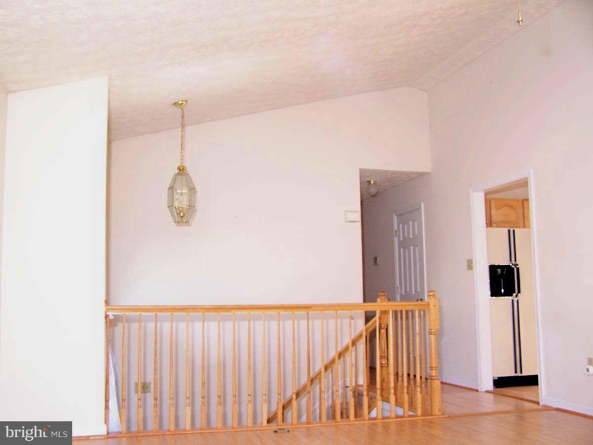 105 Rte 1288 Winchester, VA 22602 - Photo 3 of 11 Living Room