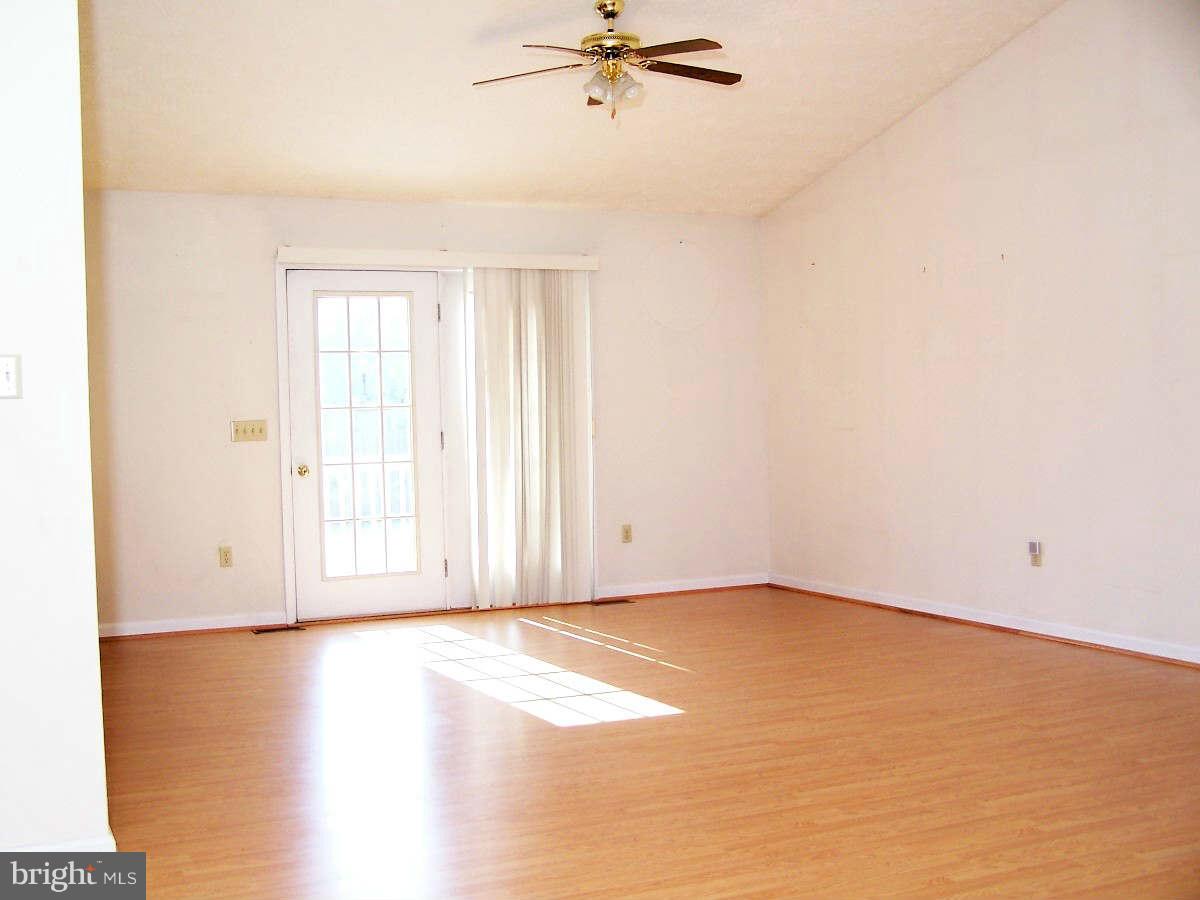 105 Rte 1288 Winchester, VA 22602 - Photo 5 of 11 Dining Room