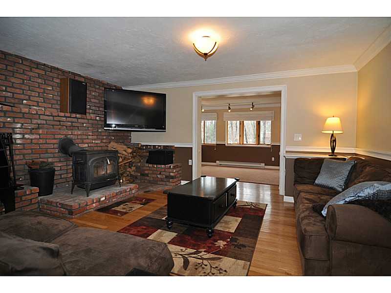 42 Colvintown Road Coventry, RI 02816 - Photo 15 of 25 Living Room.