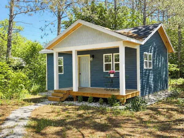 $249,000 | 2759 North Drive, Traverse City, MI 49685