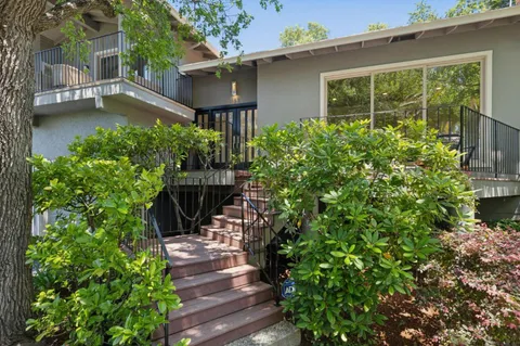 $4,595,000 | 1185 Trinity Drive, Menlo Park, CA 94025