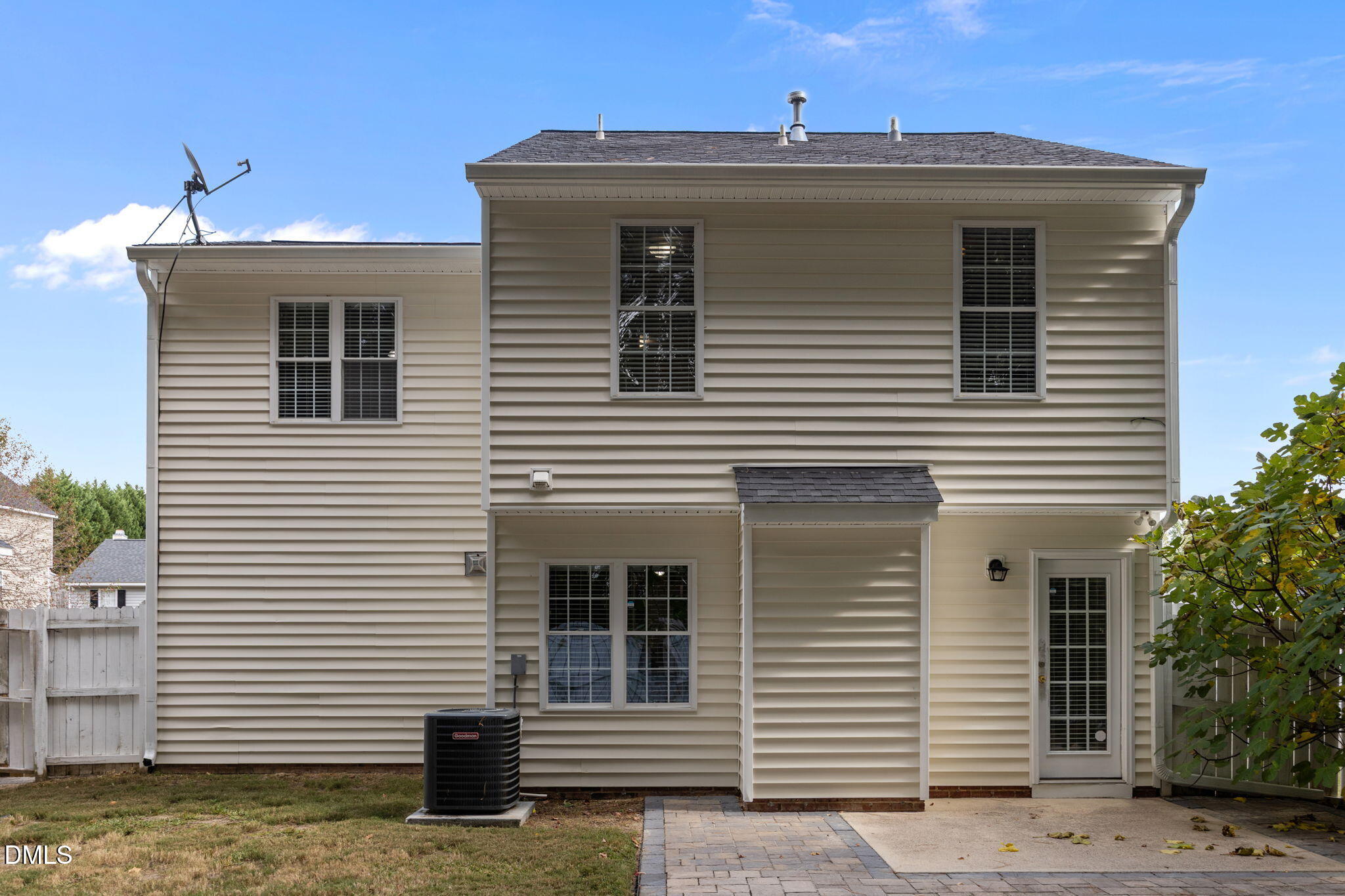4020 Mindspring Drive Raleigh, NC 27610 - Photo 33 of 39 31-web-or-mls-IMG_1579