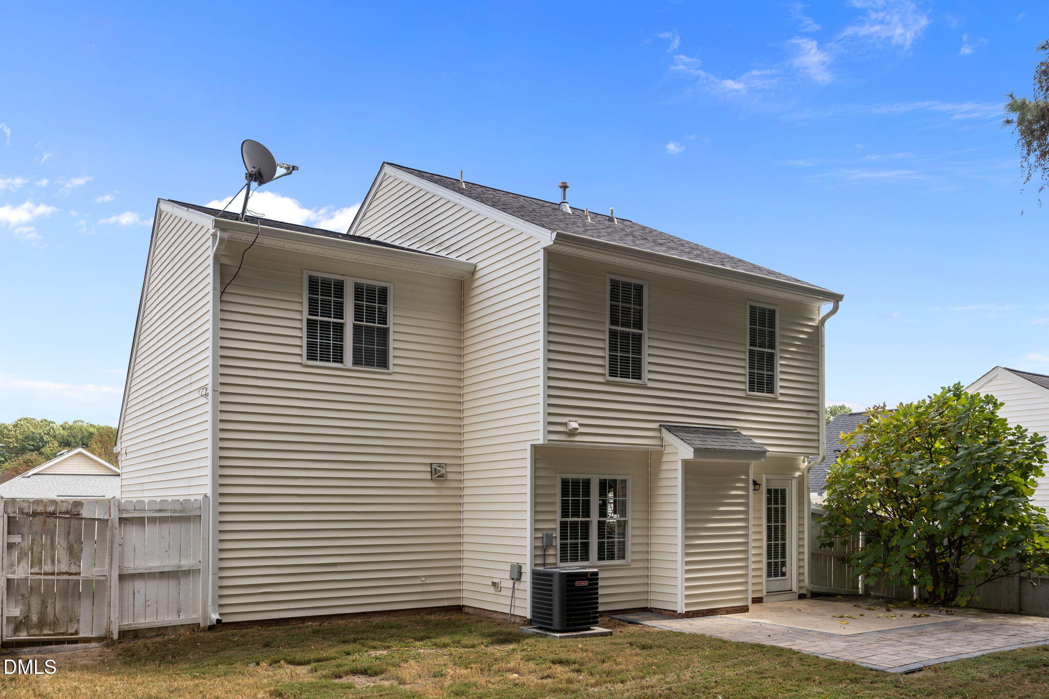4020 Mindspring Drive Raleigh, NC 27610 - Photo 35 of 39 33-web-or-mls-IMG_1581