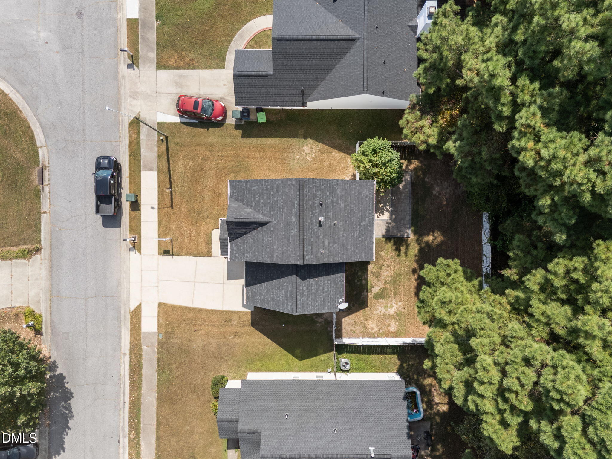 4020 Mindspring Drive Raleigh, NC 27610 - Photo 7 of 39 8-web-or-mls-dji_fly_20250807_083902_017