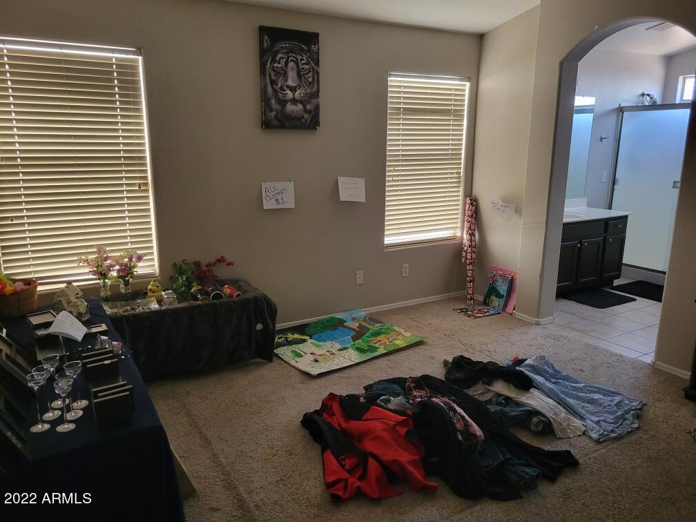12732 Desert Flower Road Avondale, AZ 85392 - Photo 3 of 12 20220626_100928