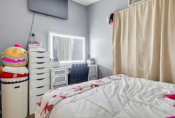 $229,999 | 7101 Rosecrans, Unit 84, Paramount, CA 90723