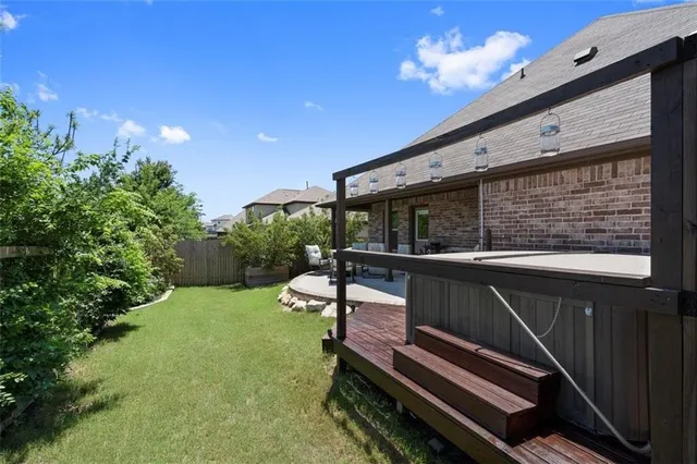 a view of an outdoor sitting space