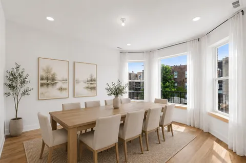 $1,900,000 | 2647 West Walton Street, Chicago, IL 60622