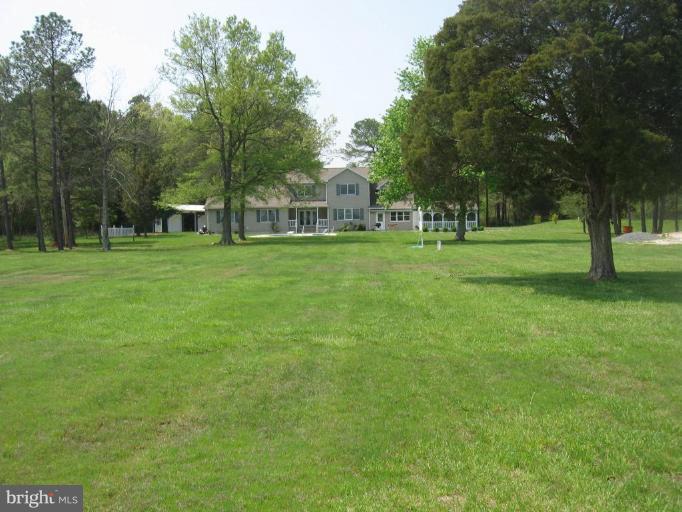5909 Castle Haven Road Cambridge, MD 21613 - Photo 4 of 5 Back yard