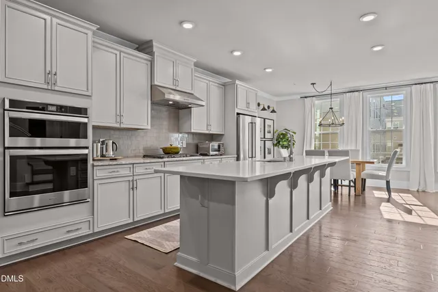 $475,000 | 10210 Sablewood Drive, Unit 107, Raleigh, NC 27617