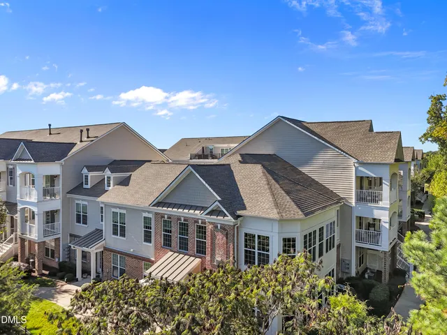 $475,000 | 10210 Sablewood Drive, Unit 107, Raleigh, NC 27617