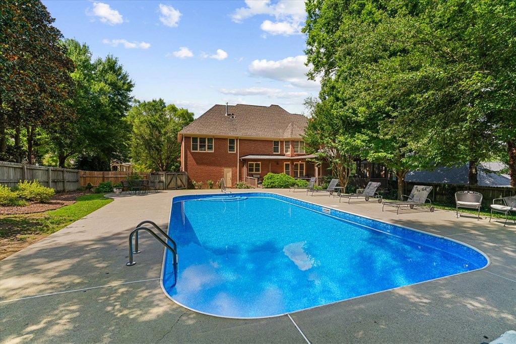 1609 Ryman Ridge Road Dalton, GA 30720 - Photo 2 of 72 Gallery Image 2