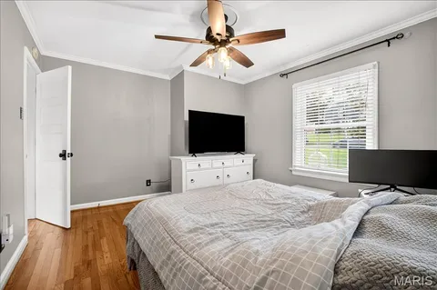 $299,999 | 904 Liggett Avenue, Crestwood, MO 63126