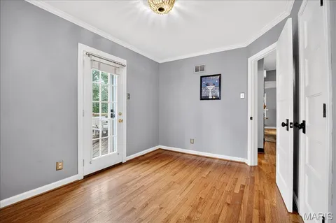 $299,999 | 904 Liggett Avenue, Crestwood, MO 63126