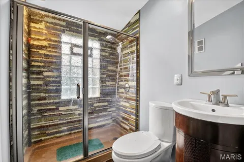 $299,999 | 904 Liggett Avenue, Crestwood, MO 63126