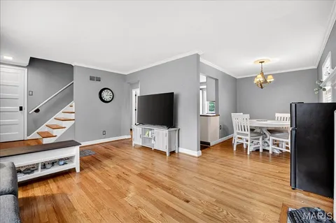 $299,999 | 904 Liggett Avenue, Crestwood, MO 63126