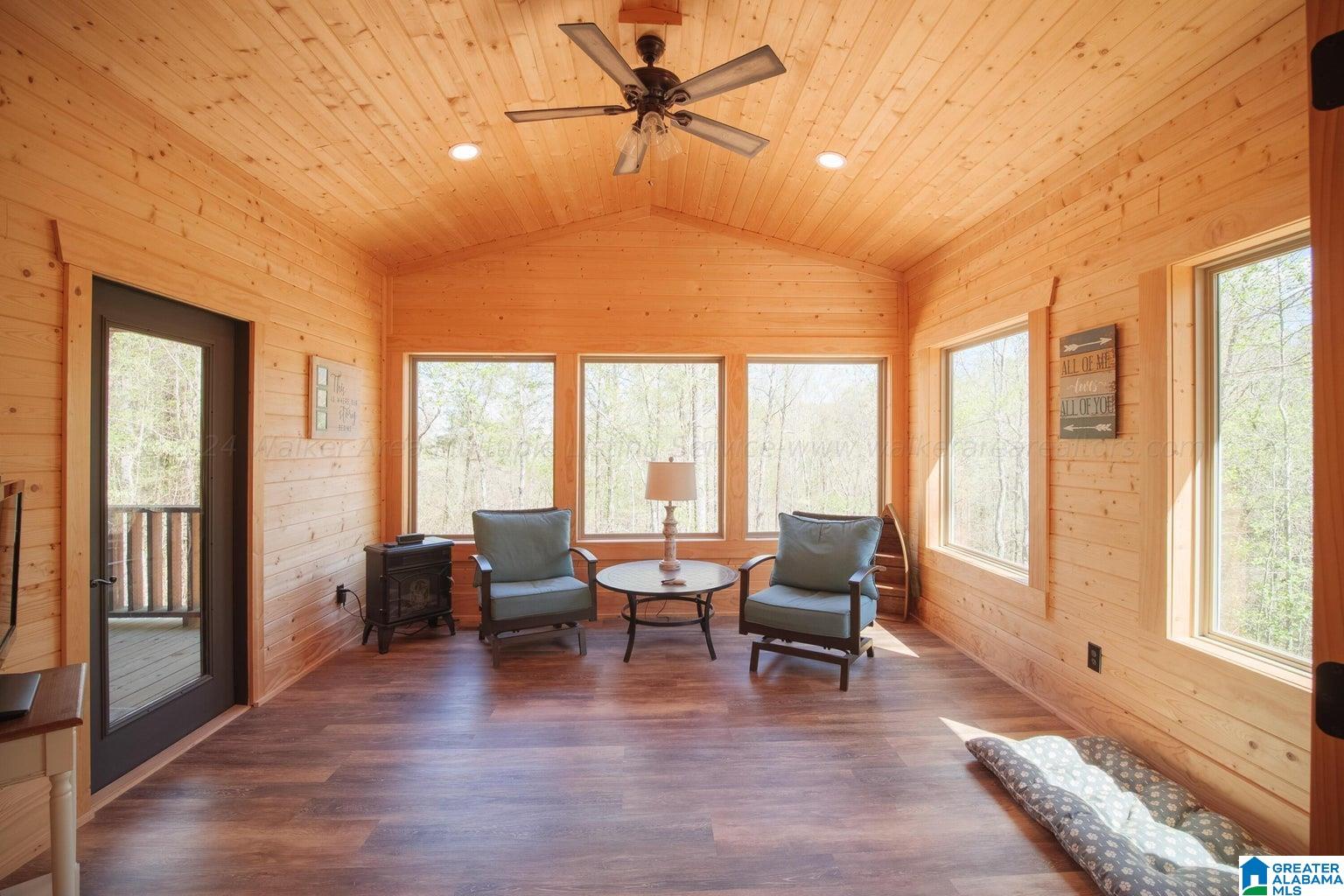 355 Harbor Loop Jasper, AL 35504 - Photo 3 of 29