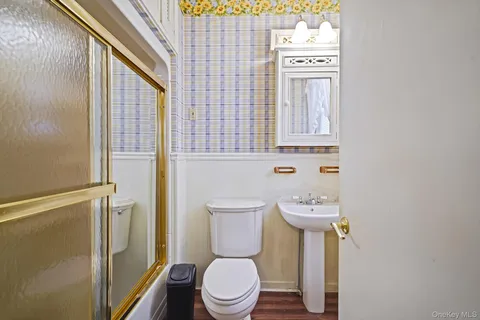 $799,000 | 367 Vincent Avenue, Lynbrook, NY 11563